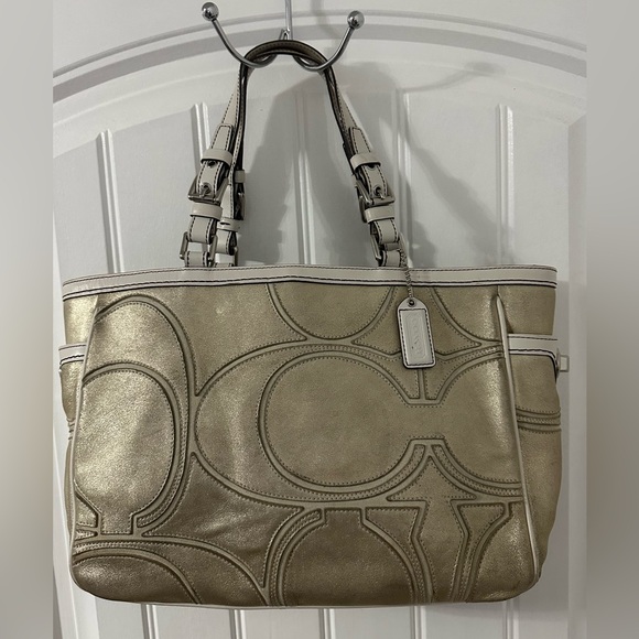 Coach Bag - Picture 5 of 5